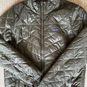 Patagonia women’s large bomber jacket army green